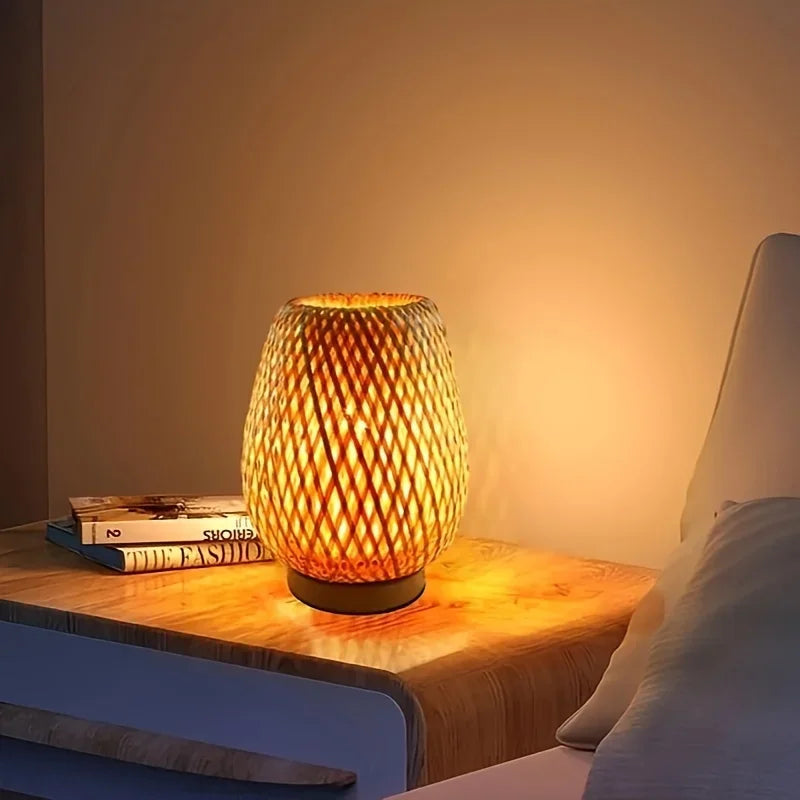 Retro Japanese Style Lamp Bamboo Woven Desk Lamp Handmade Rattan LED Desk Lamp Wooden House Decoration Light