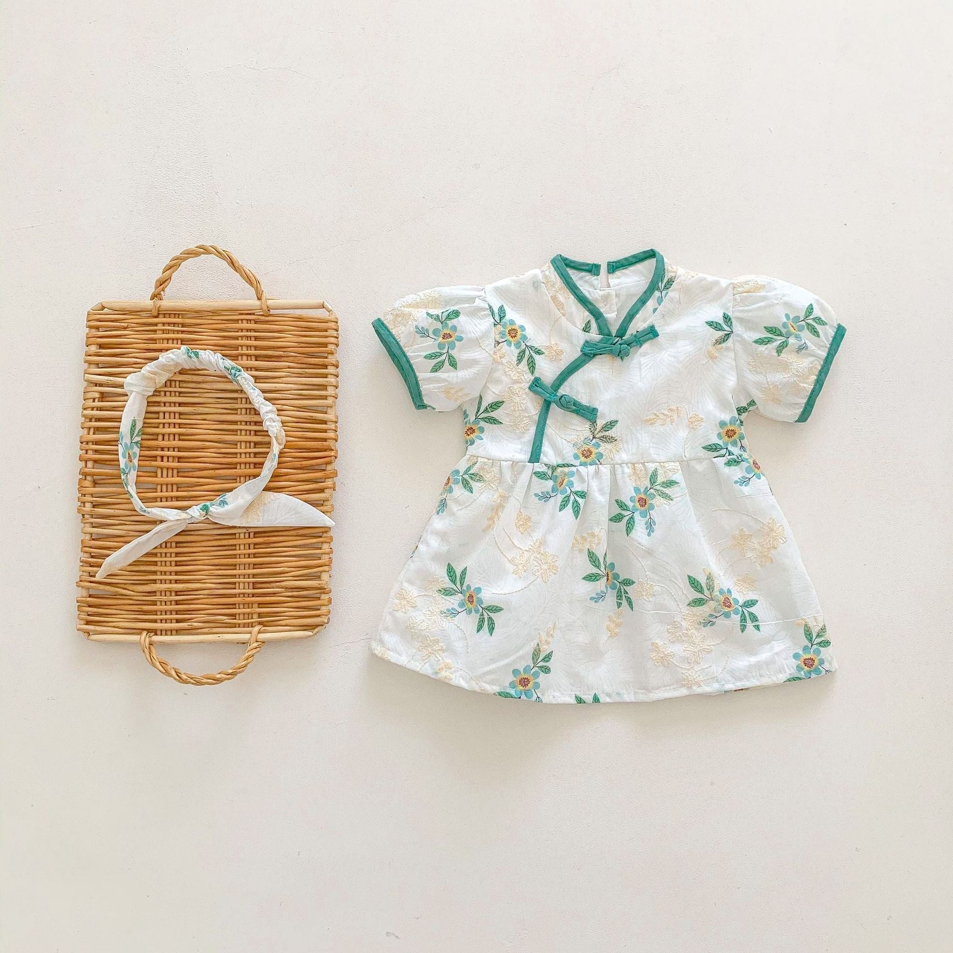 Girls Dress Green Floral Embroidery Baby Summer Dress New Cheongsam Children's Skirt Children's Clothing